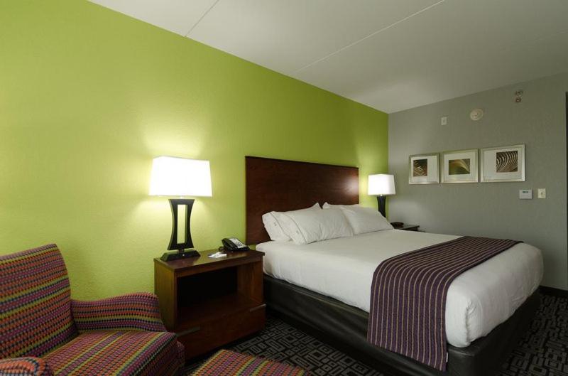 Holiday Inn Express Hickory - Hickory Mart By Ihg Eksteriør bilde