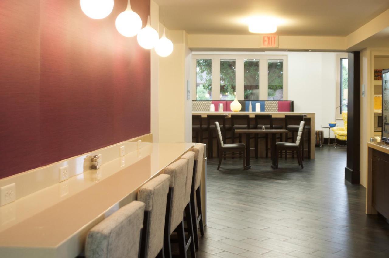 Holiday Inn Express Hickory - Hickory Mart By Ihg Eksteriør bilde