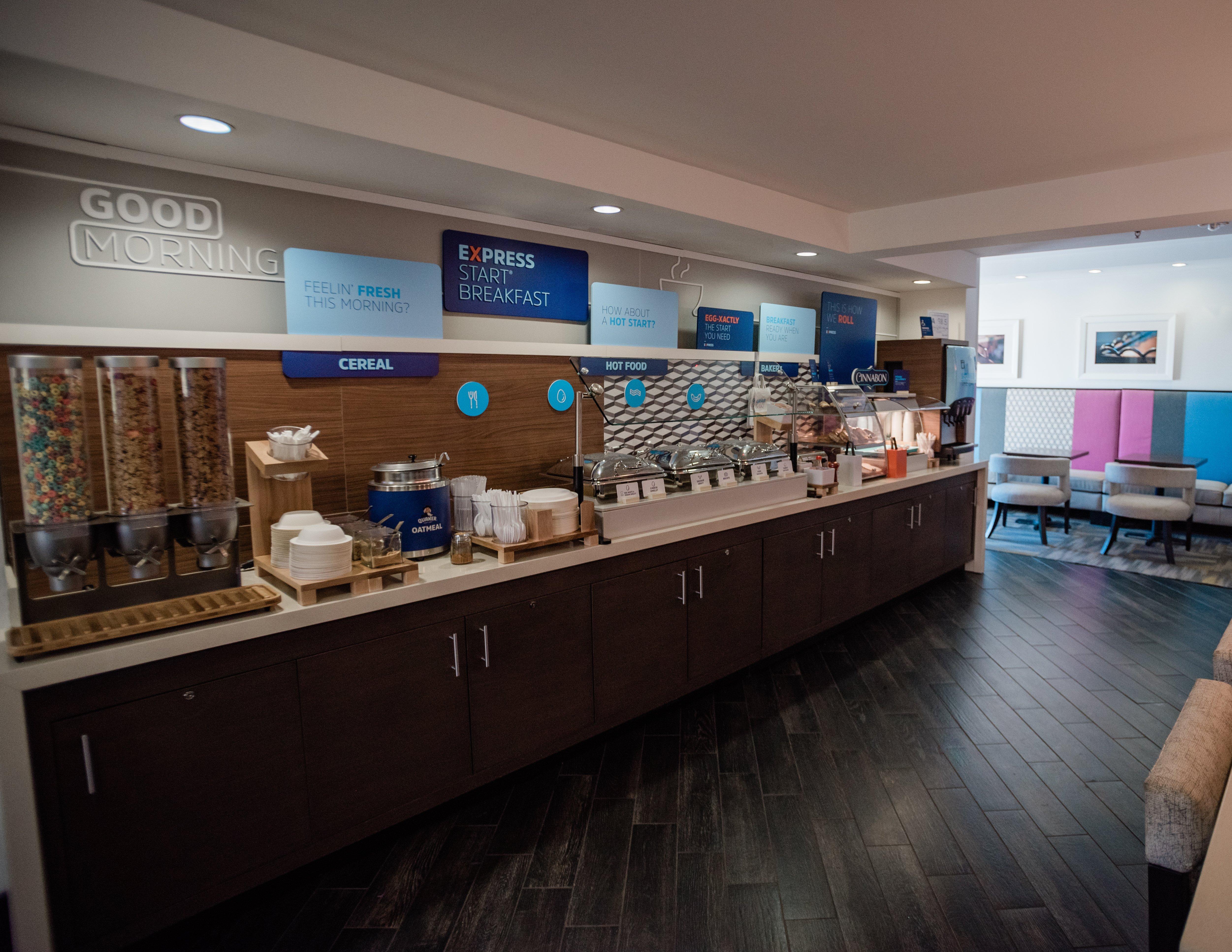 Holiday Inn Express Hickory - Hickory Mart By Ihg Eksteriør bilde