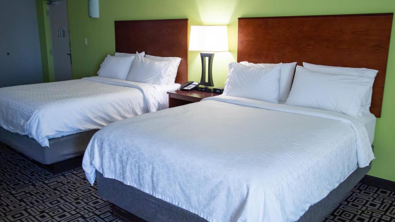 Holiday Inn Express Hickory - Hickory Mart By Ihg Eksteriør bilde